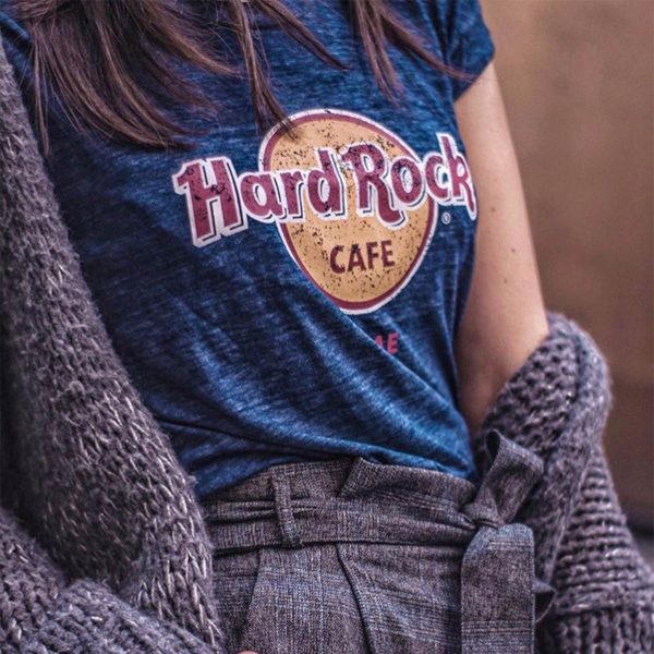 0885575320995_Model-2